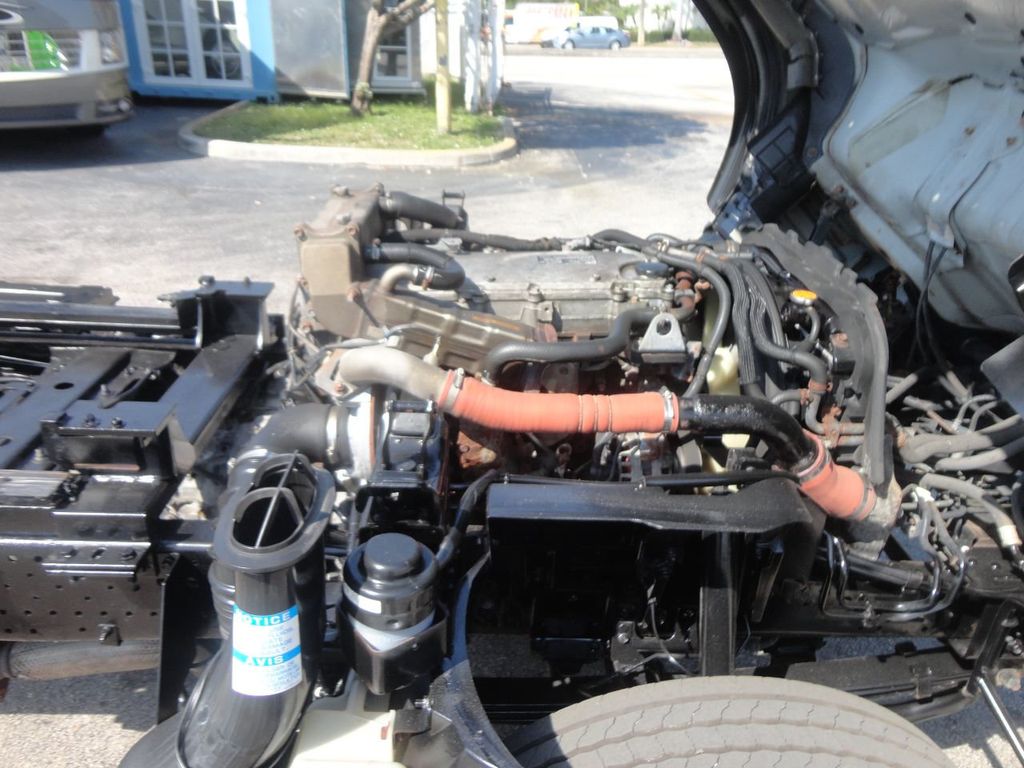 2017 Isuzu NRR 21' JERRDAN ROLLBACK TOW TRUCK. - 21831947 - 29