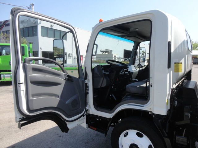 2017 Isuzu NRR 21' JERRDAN ROLLBACK TOW TRUCK. - 21831947 - 31