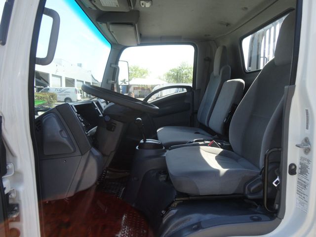 2017 Isuzu NRR 21' JERRDAN ROLLBACK TOW TRUCK. - 21831947 - 32