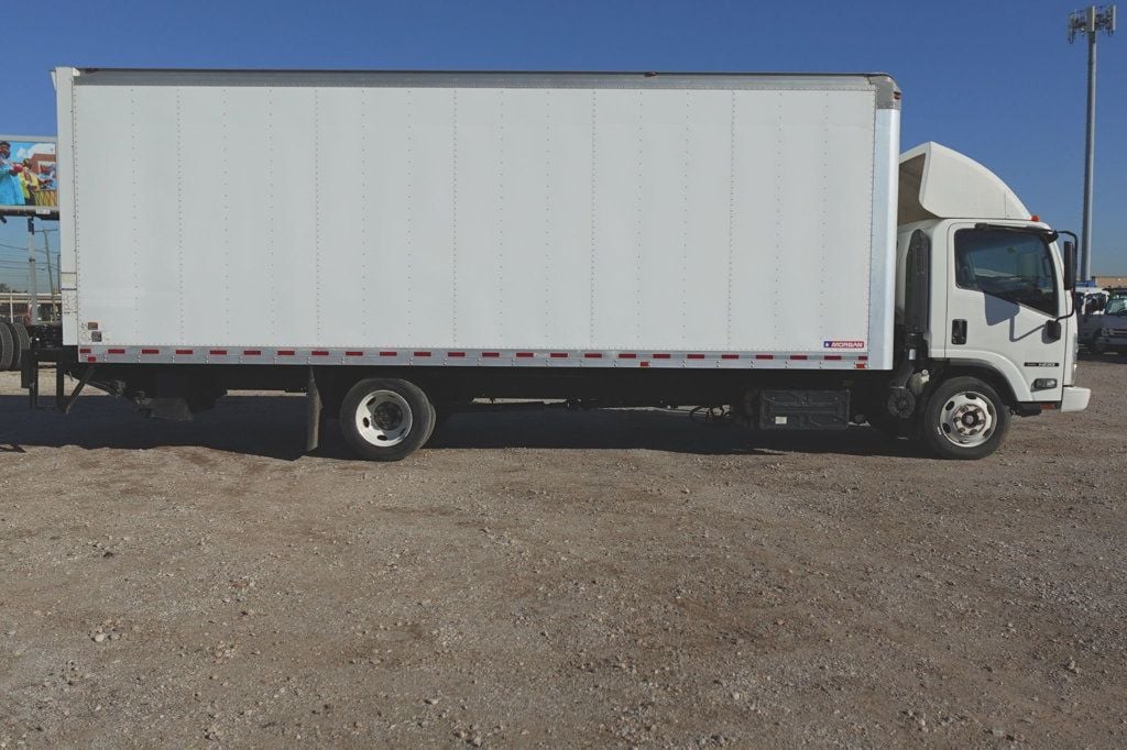 2017 Isuzu NRR (24ft Box with Gate) - 22660907 - 6