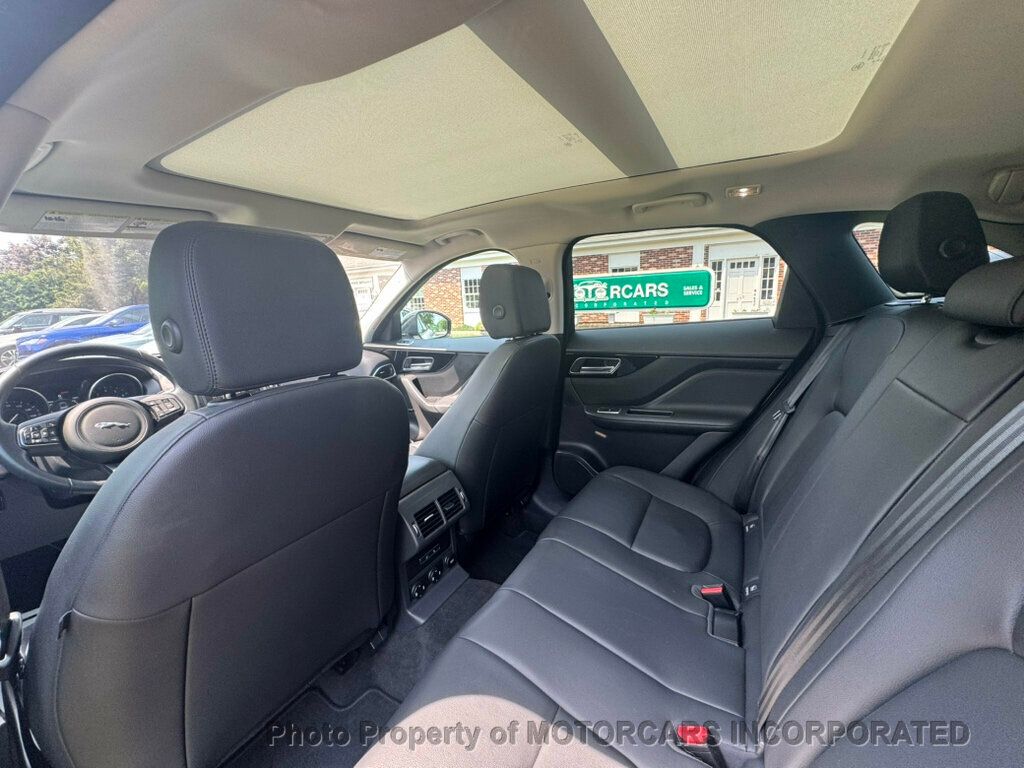 2017 Jaguar F-PACE 35t Premium AWD - 22882314 - 22