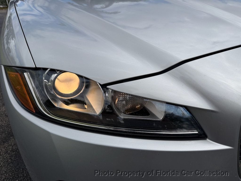 2017 Jaguar F-PACE 35t Premium AWD - 23000688 - 26