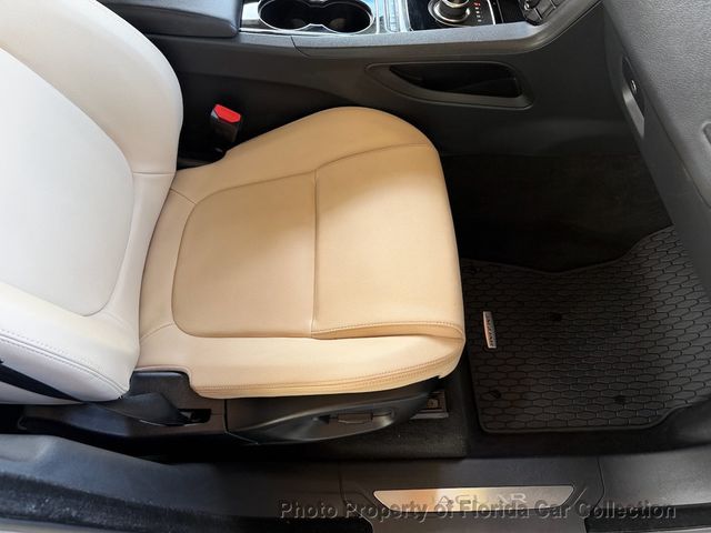 2017 Jaguar F-PACE 35t Premium AWD - 23000688 - 43