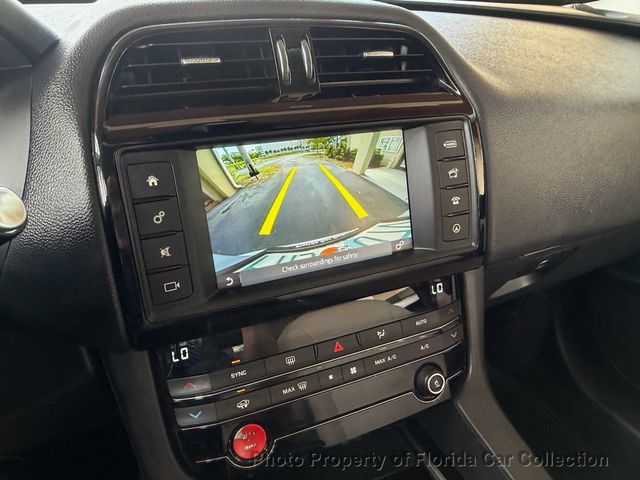 2017 Jaguar F-PACE 35t Premium AWD - 23000688 - 51