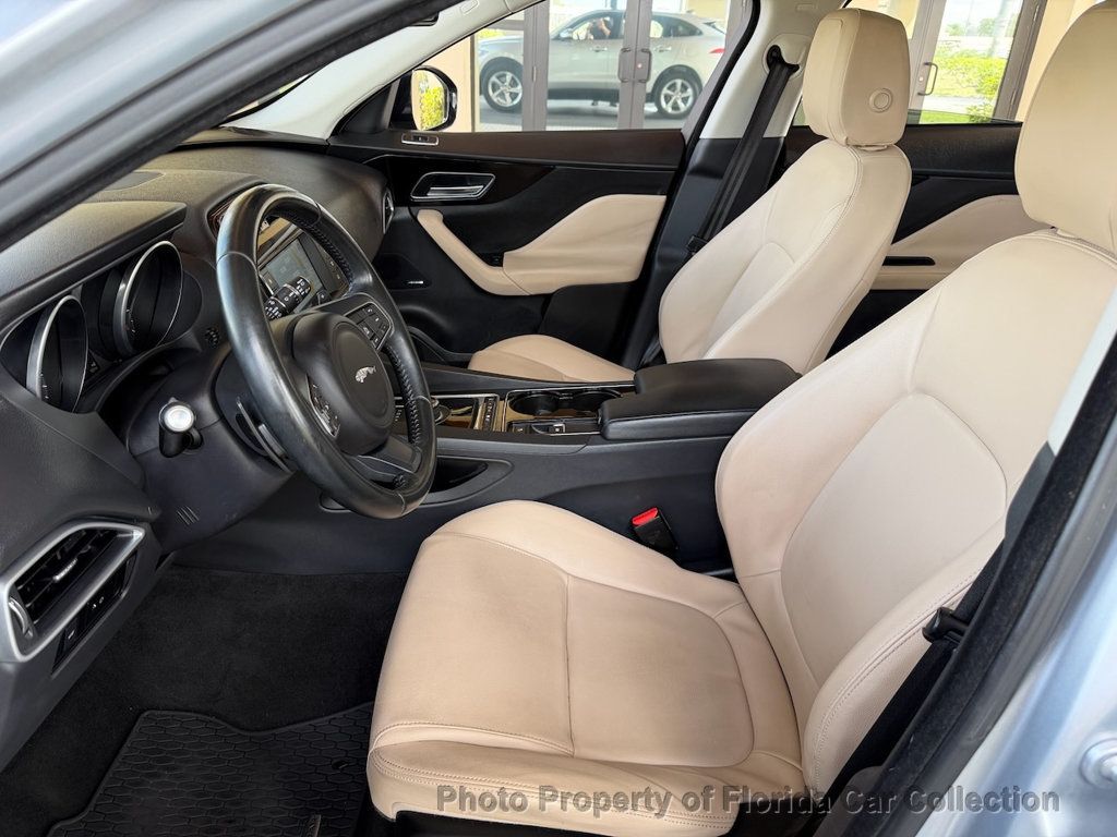 2017 Jaguar F-PACE 35t Premium AWD - 23000688 - 6