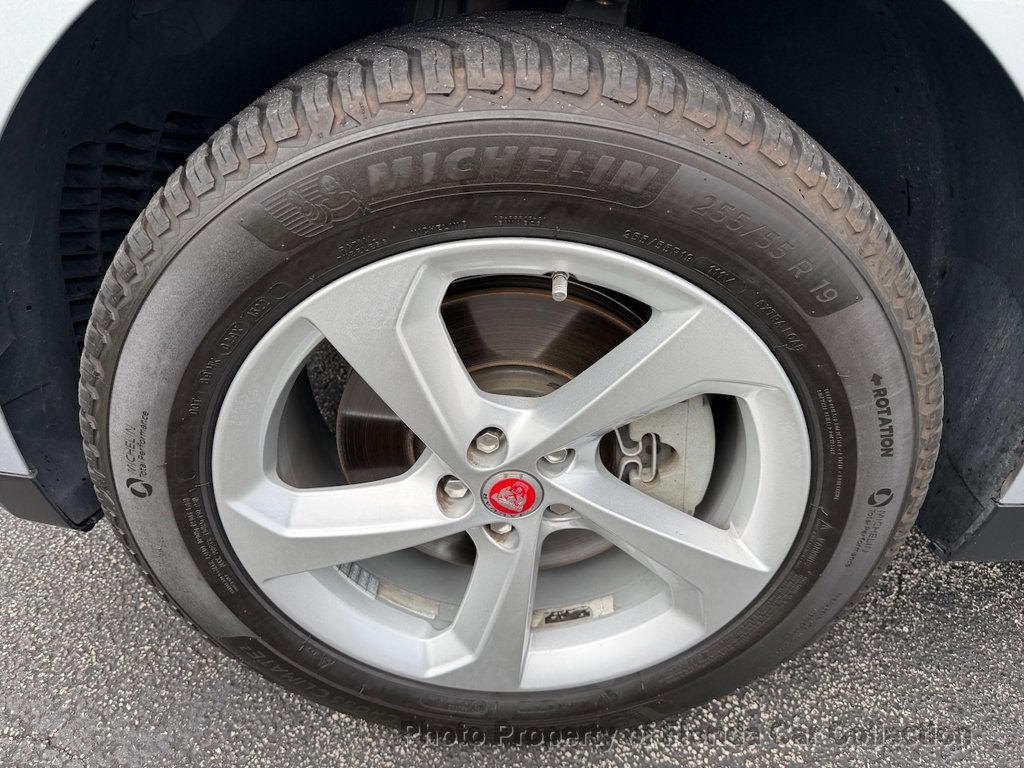 2017 Jaguar F-PACE 35t Premium AWD - 23000688 - 70