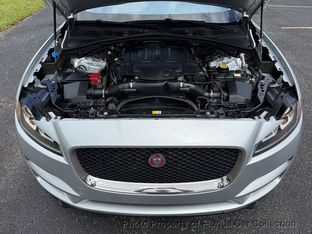 2017 Jaguar F-PACE 35t Premium AWD - 23000688 - 74