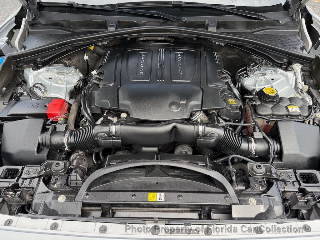 2017 Jaguar F-PACE 35t Premium AWD - 23000688 - 75