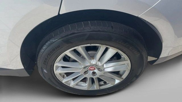 2017 Jaguar F-PACE 35t Prestige AWD - 23054039 - 6