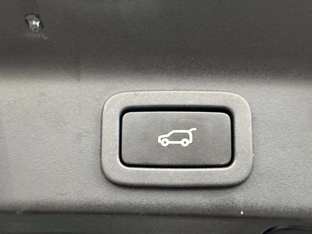 2017 Jaguar F-PACE 35t Prestige AWD - 23015329 - 13