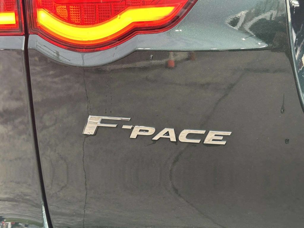 2017 Jaguar F-PACE 35t Prestige AWD - 23015329 - 36
