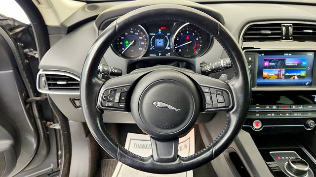 2017 Jaguar F-PACE 35t Prestige AWD - 23023513 - 11
