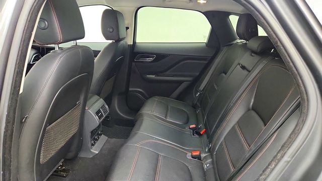 2017 Jaguar F-PACE 35t Prestige AWD - 23023513 - 19