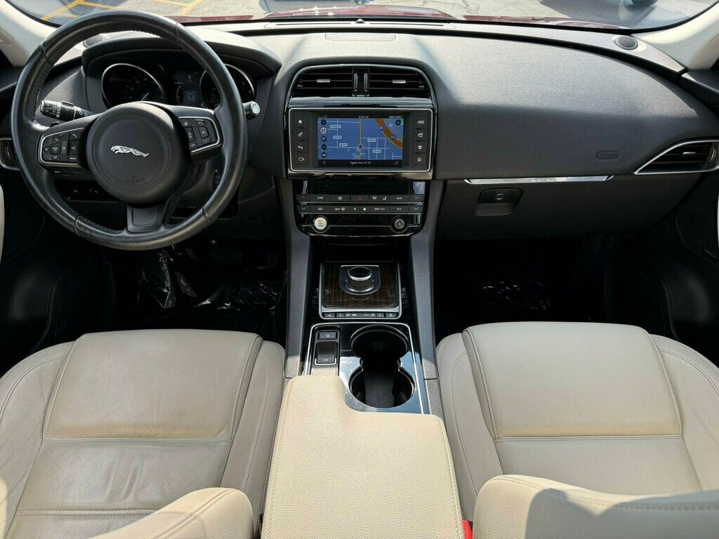 2017 Jaguar F-PACE 35t Prestige AWD - 23060482 - 1
