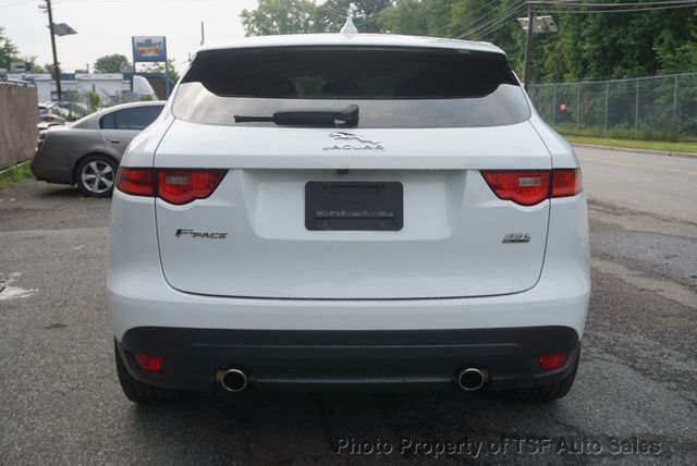 2017 Jaguar F-PACE 35t Prestige AWD - 23059323 - 5