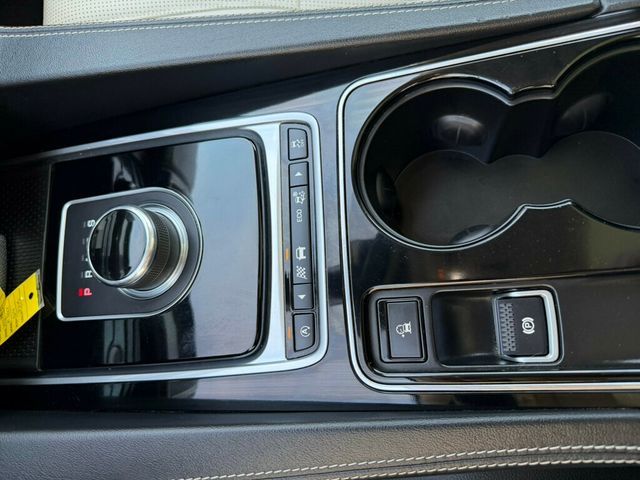 2017 Jaguar F-PACE 35t R-Sport AWD - 22983259 - 28