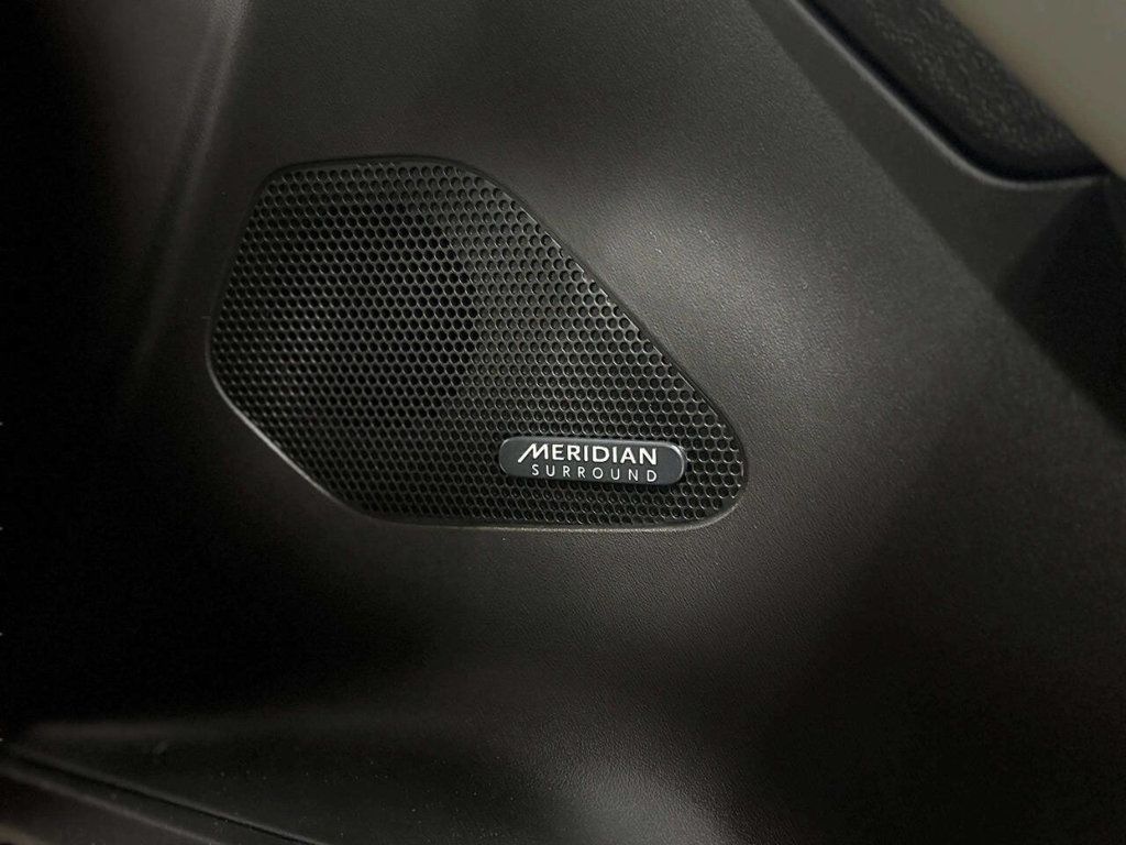 2017 Jaguar F-PACE 35t R-Sport AWD - 22992725 - 24