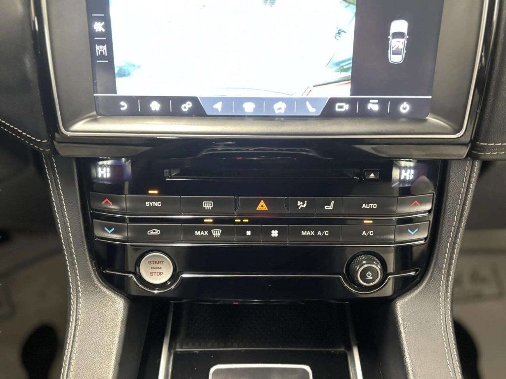 2017 Jaguar F-PACE 35t R-Sport AWD - 22992725 - 32