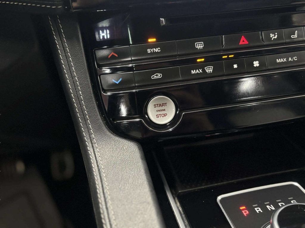 2017 Jaguar F-PACE 35t R-Sport AWD - 22992725 - 33