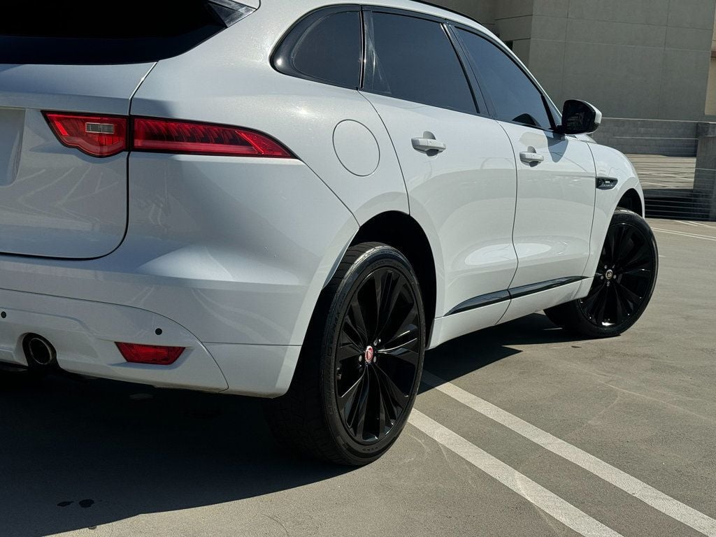 2017 Jaguar F-PACE 35t R-Sport AWD - 22666215 - 9