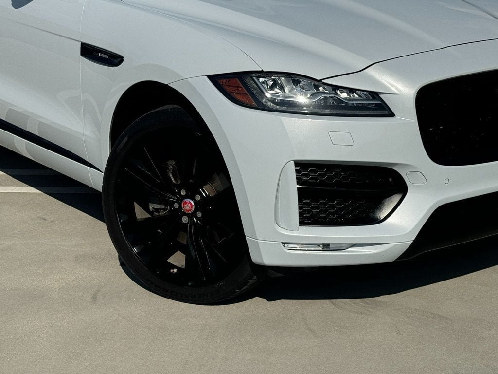 2017 Jaguar F-PACE 35t R-Sport AWD - 22666215 - 3