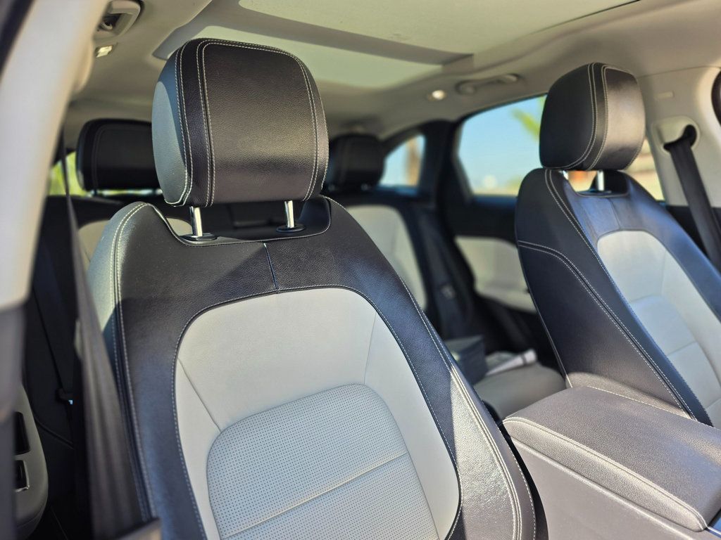 2017 Jaguar F-PACE 35t R-Sport AWD - 22982618 - 11