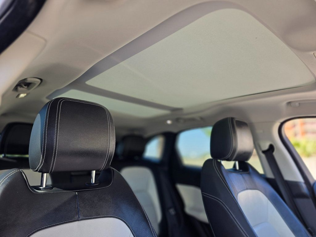 2017 Jaguar F-PACE 35t R-Sport AWD - 22982618 - 12