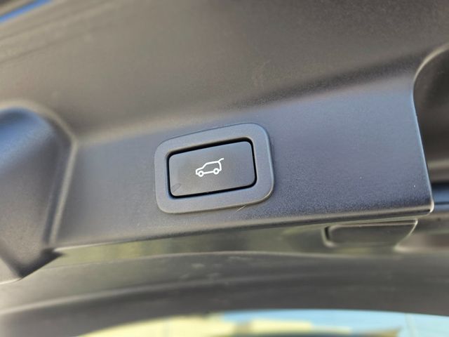 2017 Jaguar F-PACE 35t R-Sport AWD - 22982618 - 16