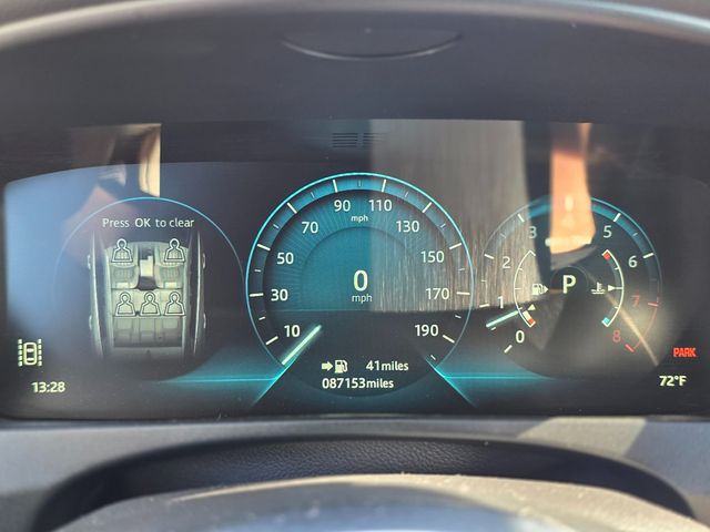 2017 Jaguar F-PACE 35t R-Sport AWD - 22982618 - 30