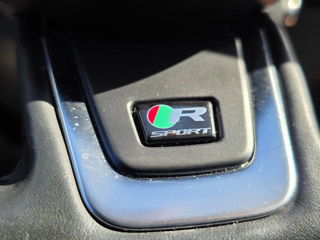 2017 Jaguar F-PACE 35t R-Sport AWD - 22982618 - 34