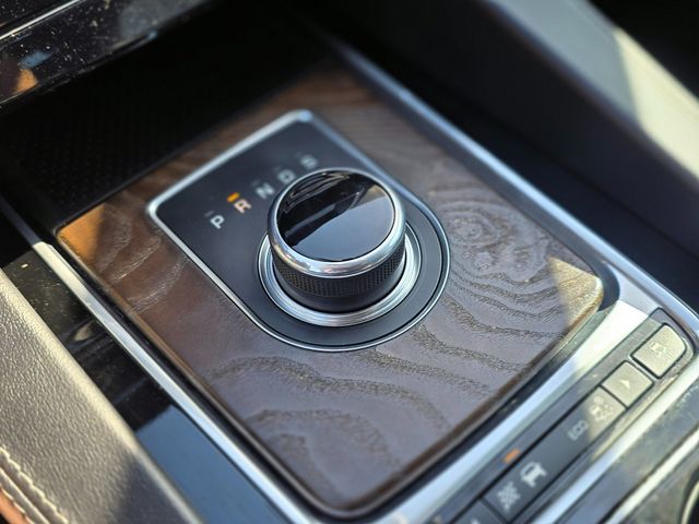 2017 Jaguar F-PACE 35t R-Sport AWD - 22982618 - 38