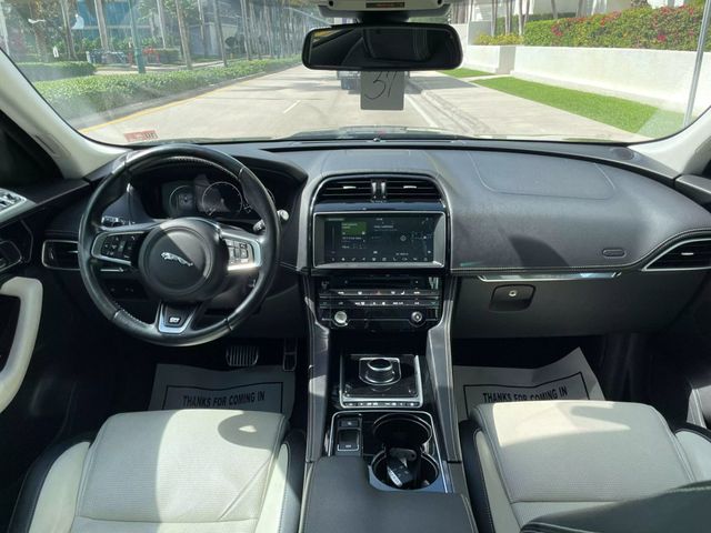 2017 Jaguar F-PACE 35t R-Sport AWD - 22778499 - 23