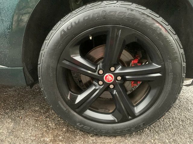 2017 Jaguar F-PACE S AWD - 22950925 - 18