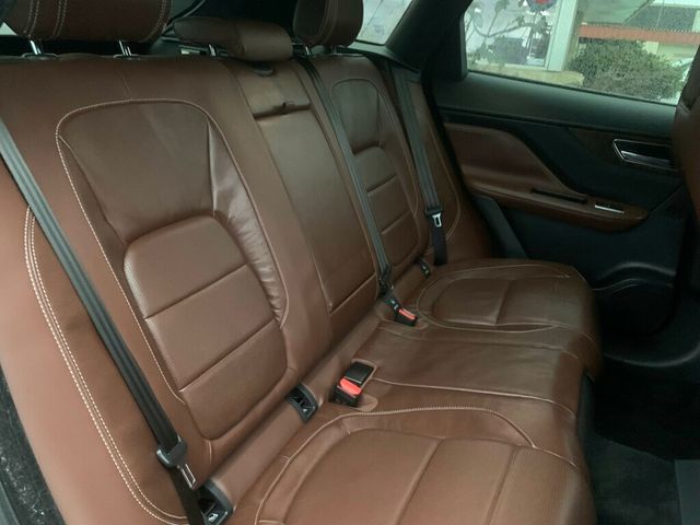 2017 Jaguar F-PACE S AWD - 22950925 - 26