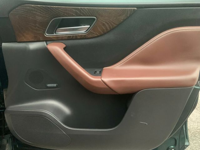 2017 Jaguar F-PACE S AWD - 22950925 - 27