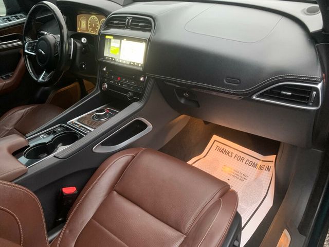 2017 Jaguar F-PACE S AWD - 22950925 - 29