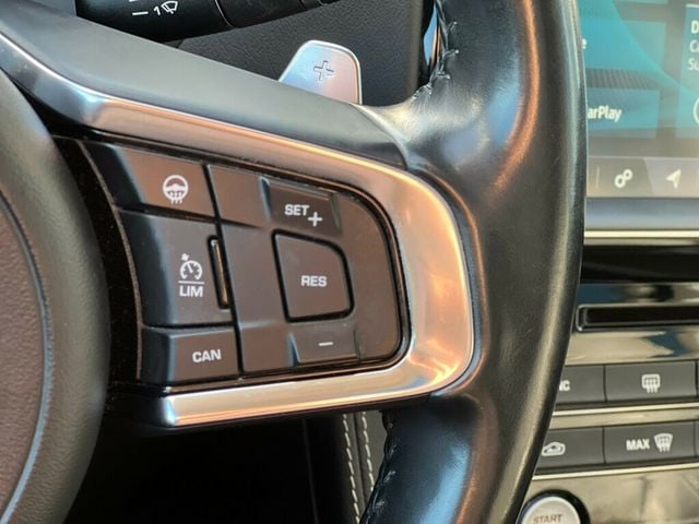 2017 Jaguar F-PACE S AWD - 22956890 - 21