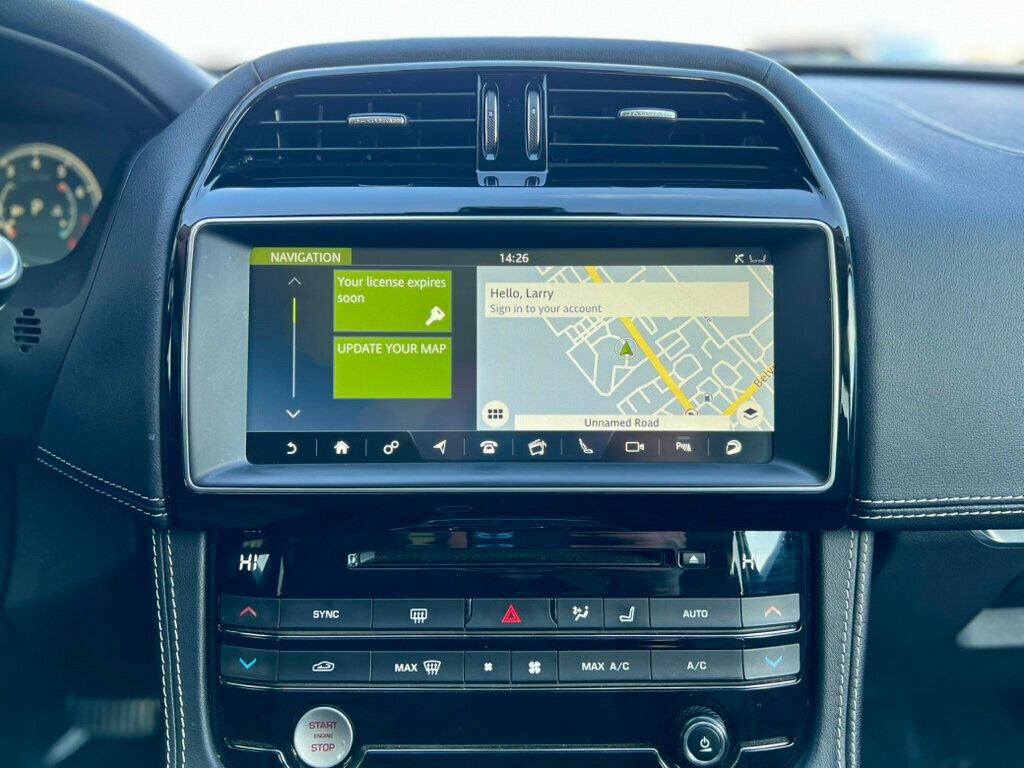 2017 Jaguar F-PACE S AWD - 22956890 - 27