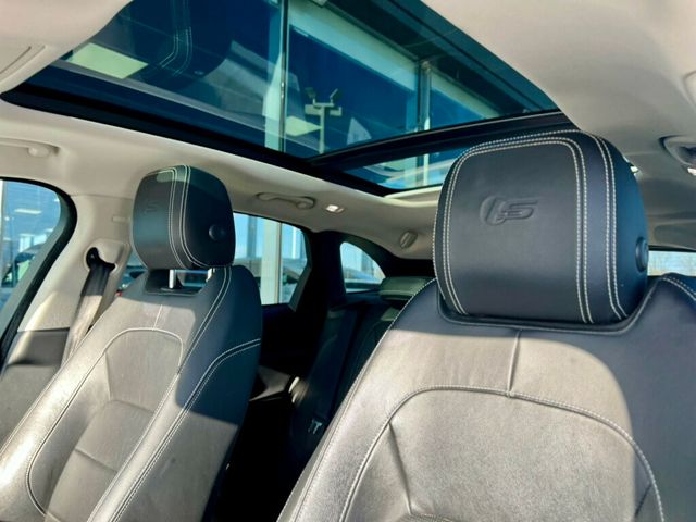 2017 Jaguar F-PACE S AWD - 22956890 - 32