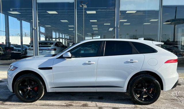 2017 Jaguar F-PACE S AWD - 22956890 - 40