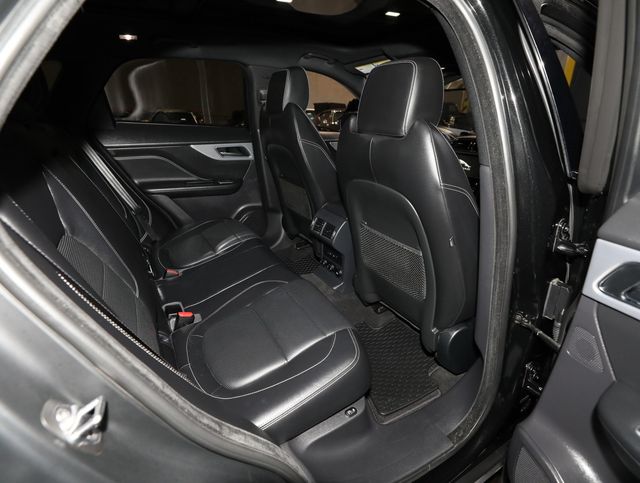 2017 Jaguar F-PACE S AWD - 23053533 - 38