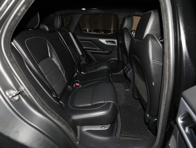 2017 Jaguar F-PACE S AWD - 23053533 - 39