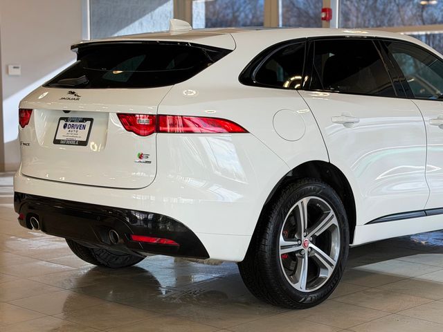 2017 Jaguar F-PACE S AWD - 22979291 - 10