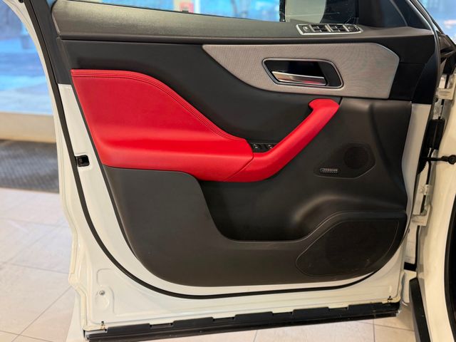 2017 Jaguar F-PACE S AWD - 22979291 - 17