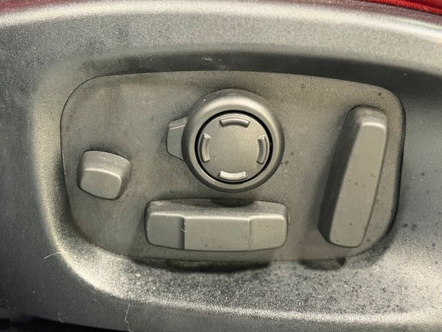 2017 Jaguar F-PACE S AWD - 22979291 - 19