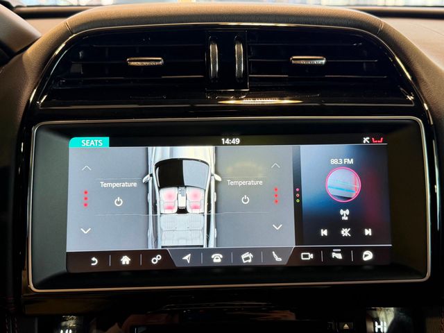 2017 Jaguar F-PACE S AWD - 22979291 - 32