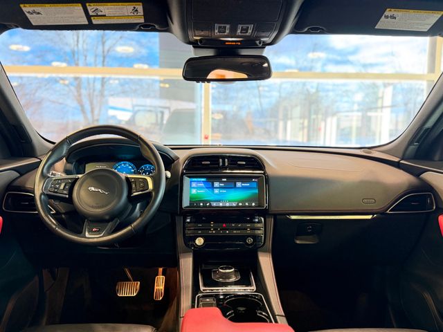 2017 Jaguar F-PACE S AWD - 22979291 - 42