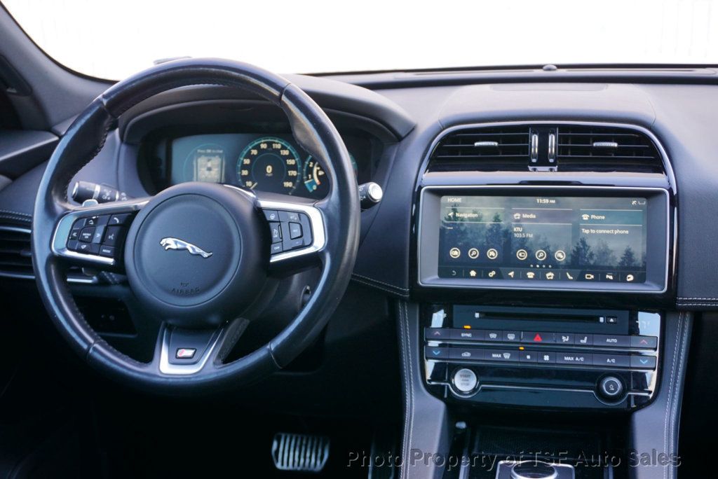 2017 Jaguar F-PACE S AWD CARPLAY REAR CAM NAVIGATION HEATED SEATS  - 22981361 - 17