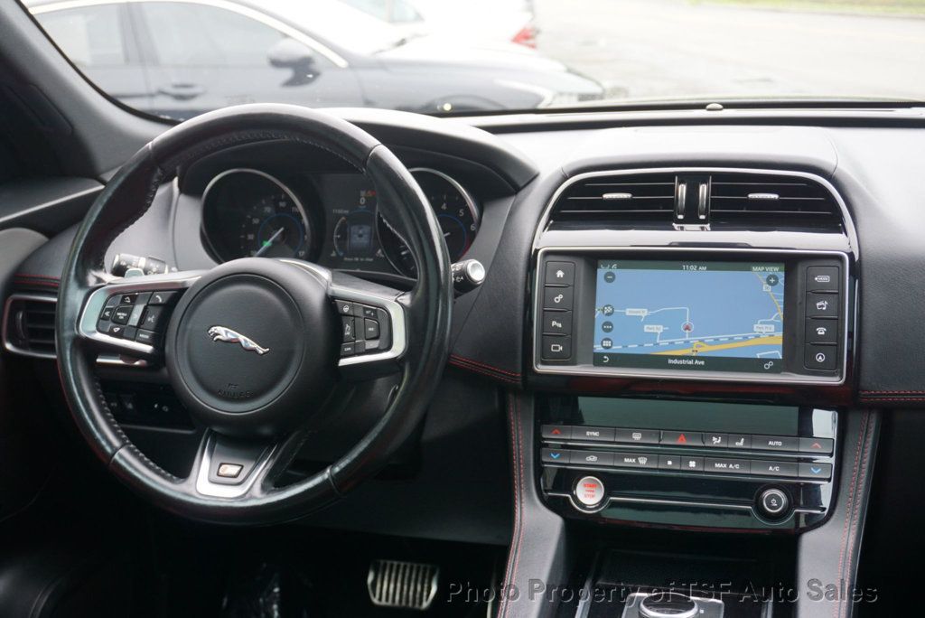 2017 Jaguar F-PACE S AWD RED LEATHER NAVI REAR CAM MERIDIAN SOUND PANO ROOF XENONS  - 22871298 - 16