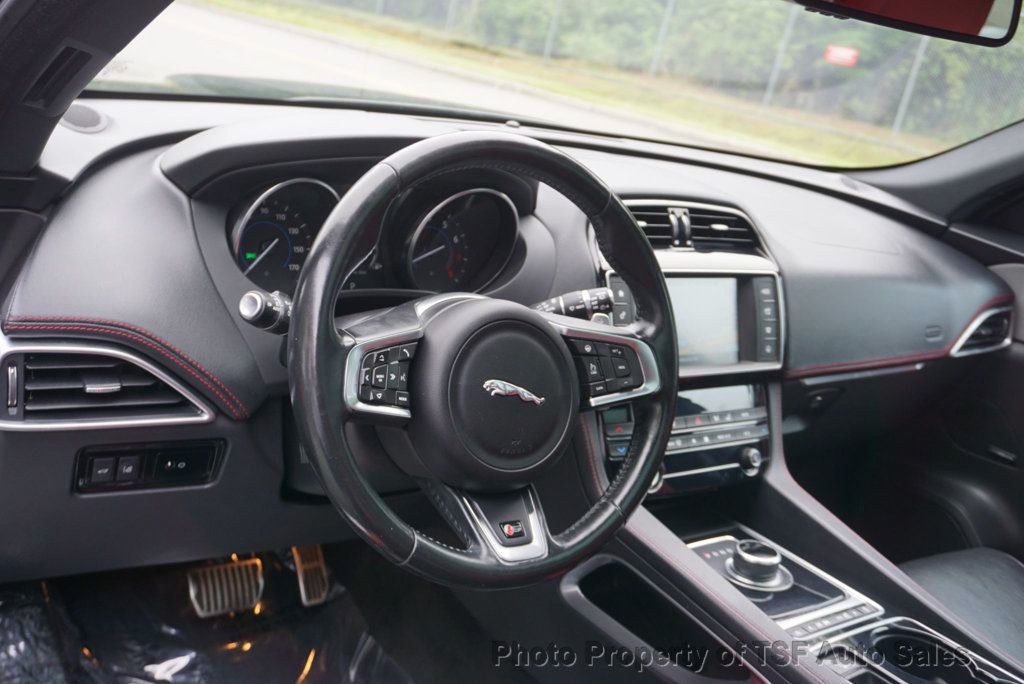 2017 Jaguar F-PACE S AWD RED LEATHER NAVI REAR CAM MERIDIAN SOUND PANO ROOF XENONS  - 22871298 - 17